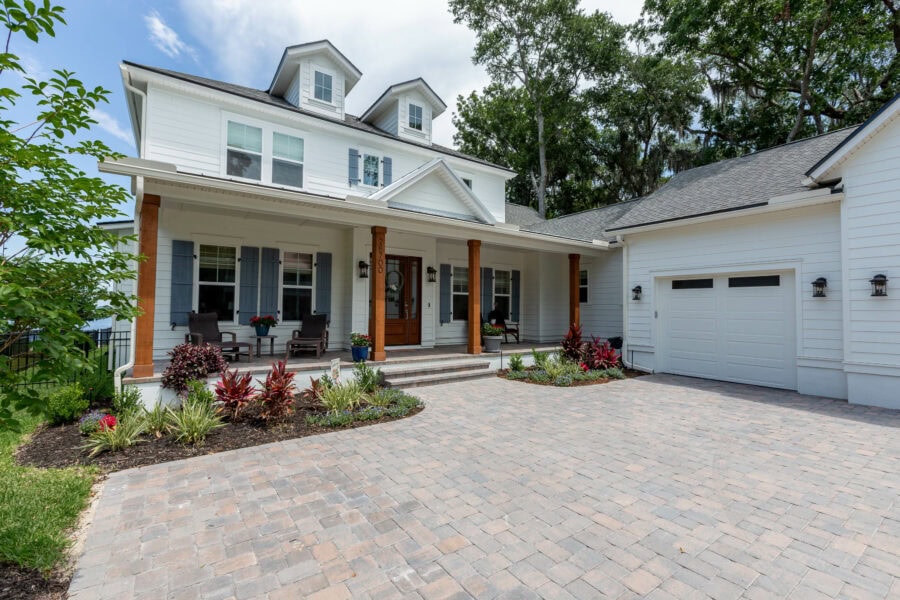 Bells River Residence, Front of Home