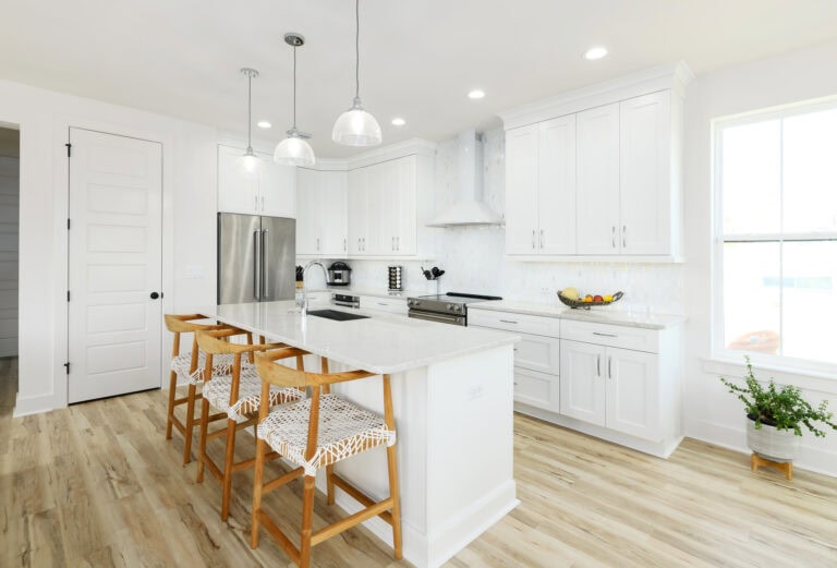 JMH Portfolio - Beach Farmhouse kitchen island design