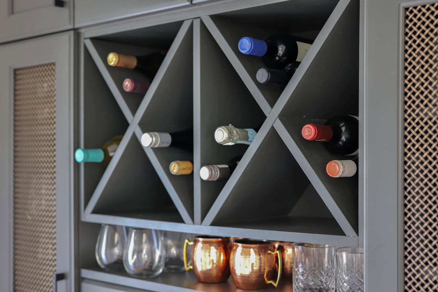 JMH Portfolio - Lowcountry Farmhouse wine display design