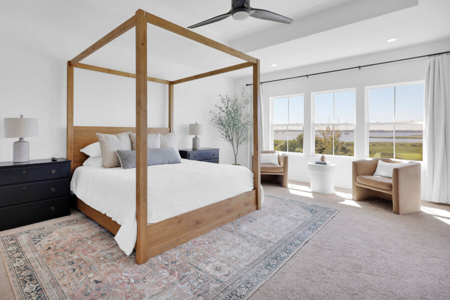 Interior design trends 2024, bedroom with design elements