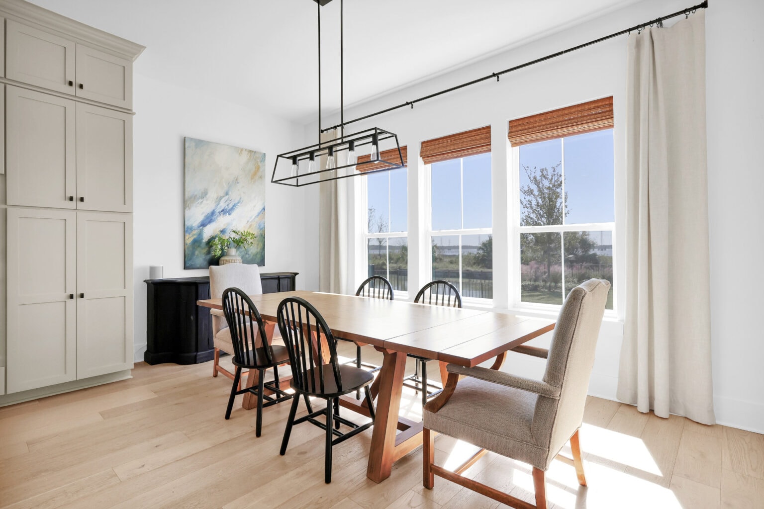 John Merrill Homes custom design-build dining room
